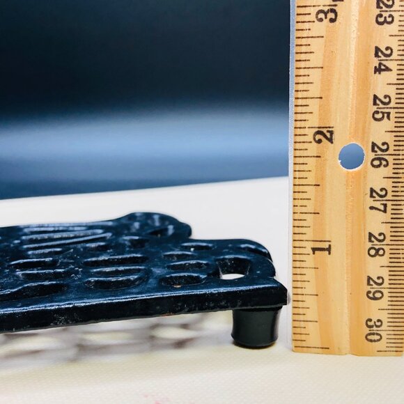 Vintage Black Enamel Cast Iron Chicken Trivet: Farmhouse Kitchen Decor - Picture 10 of 10